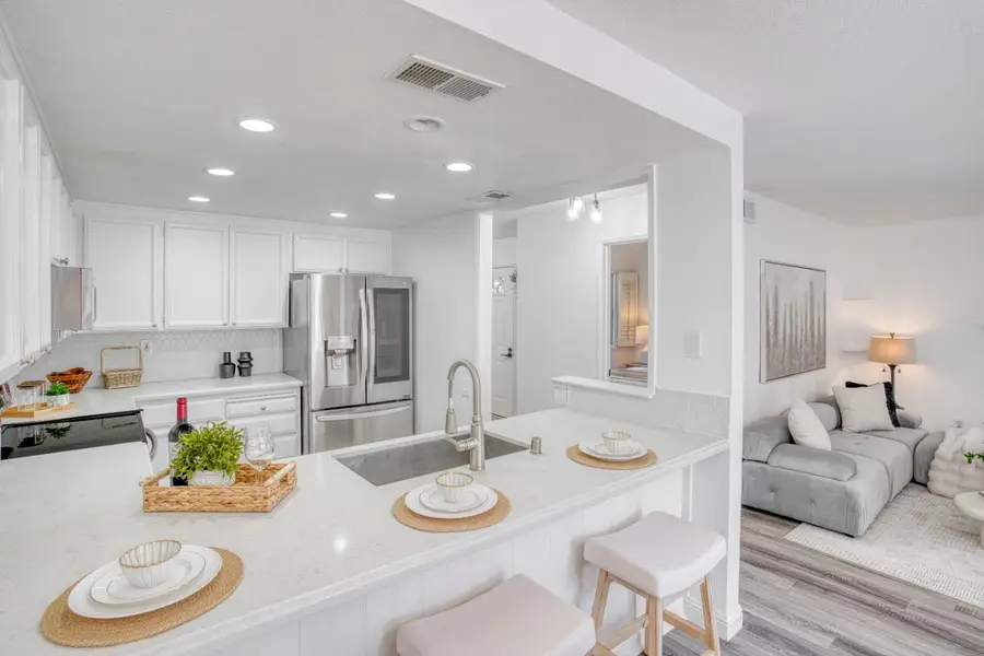 340 N Wildwood, Hercules, CA 94547 - Image #3