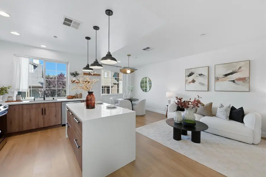 35005 11th Street, Union City, CA 94587 - Image #3