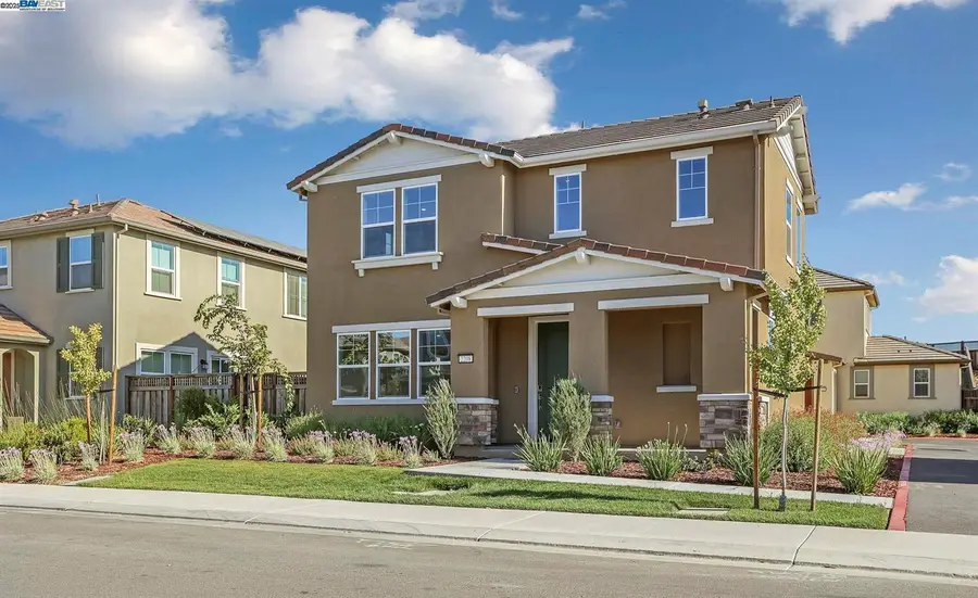 2208 Daimler Street, Lathrop, CA 95330 - Image #2