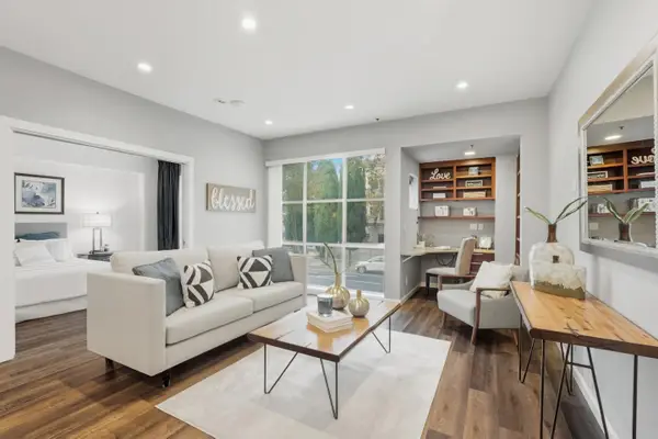 97 E Saint James Street #26, San Jose, CA 95112