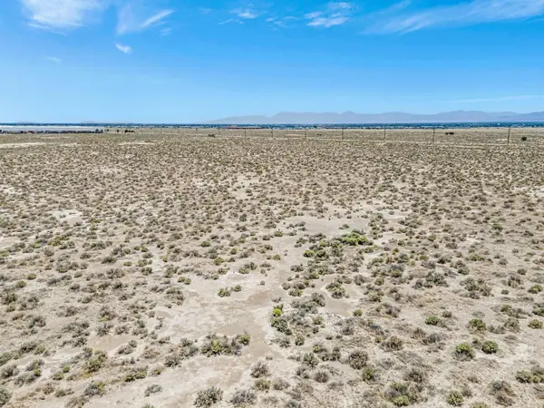 45TH STW Vic Ave G8, Lancaster, CA 93536