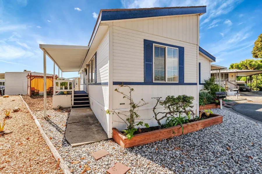 1580 Balein Court #14, Hayward, CA 94544 - Image #2