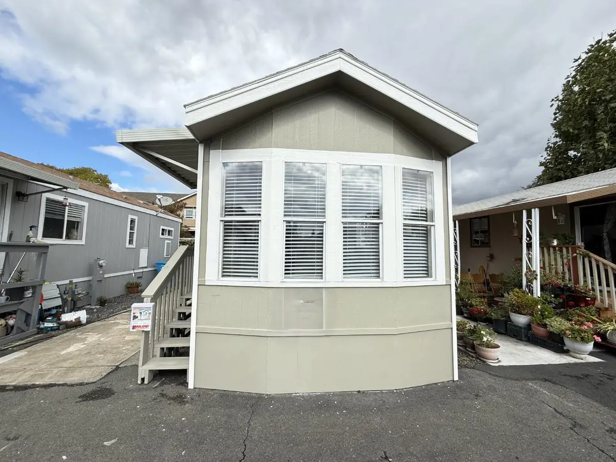 111 El Crystal Drive #111, Santa Rosa, CA 95407 - Image #1