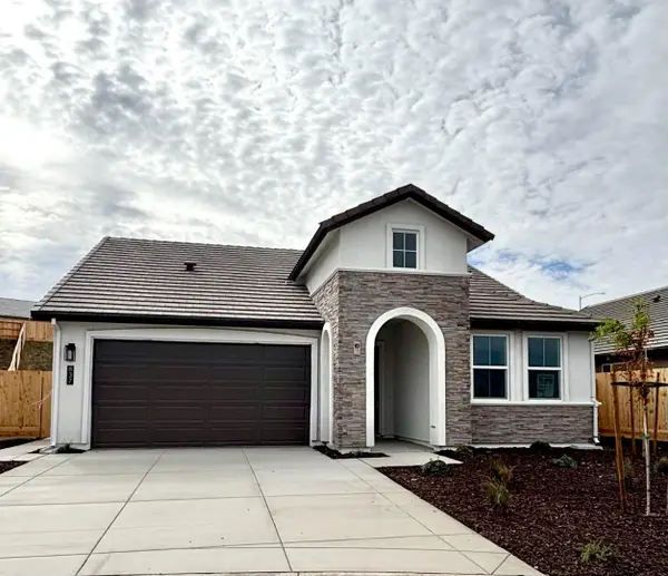 837 Emma Court, Hollister, CA 95023