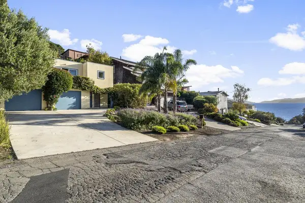 488 Western Drive, Richmond, CA 94801