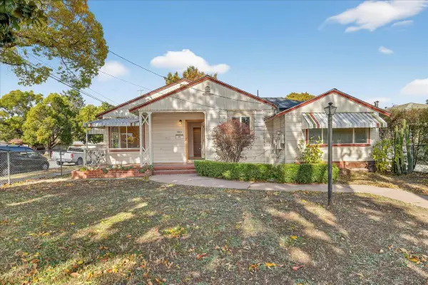 3703 Florence Street, Redwood City, CA 94063