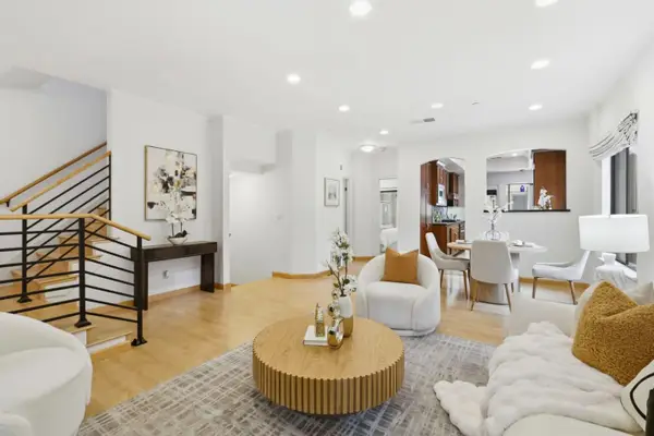 926 La Mesa Terrace #A, Sunnyvale, CA 94086