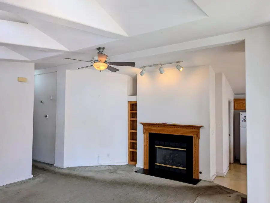 1075 Space Park Way #215, Mountain View, CA 94043 - Image #2