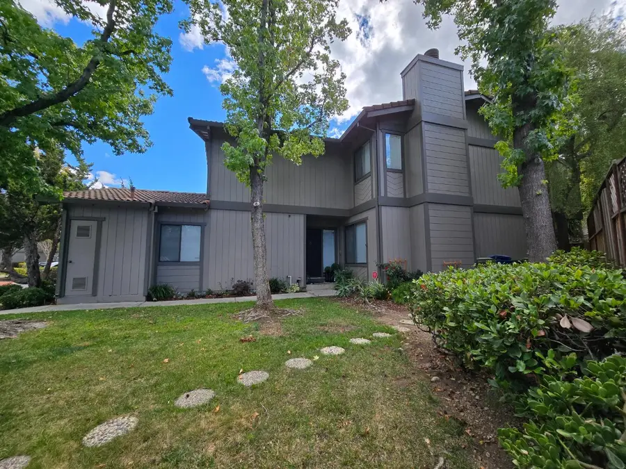 207 Palmer Drive, Los Gatos, CA 95032 - Image #2