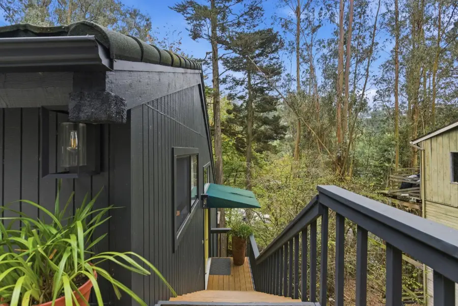 2343 Arrowhead Drive, Oakland, CA 94611 - #3