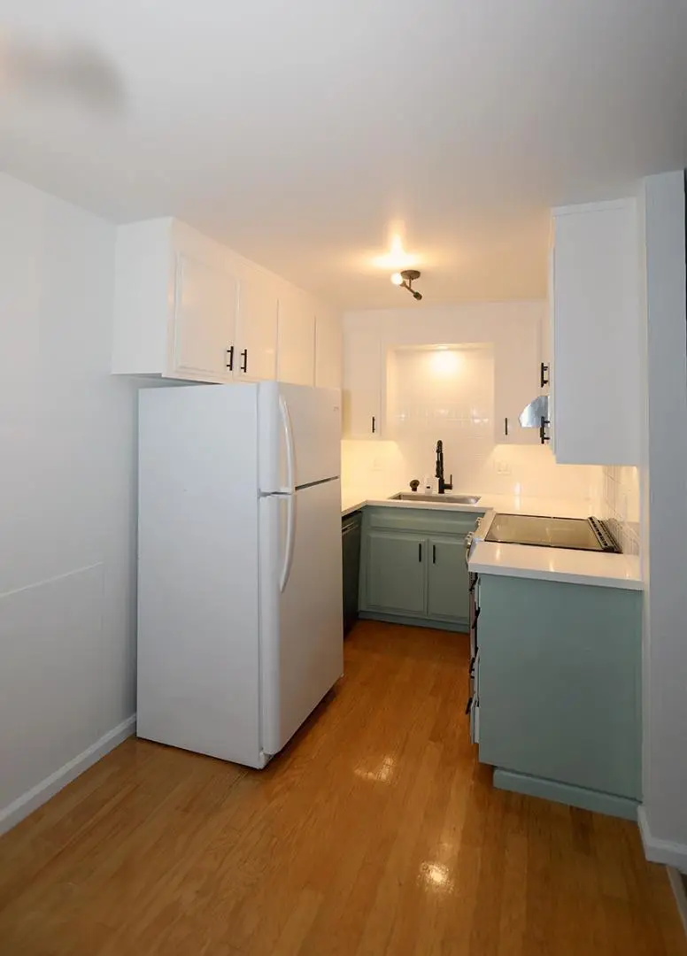 1124 Hollywood Avenue #3, Oakland, CA 94602 - Image #2
