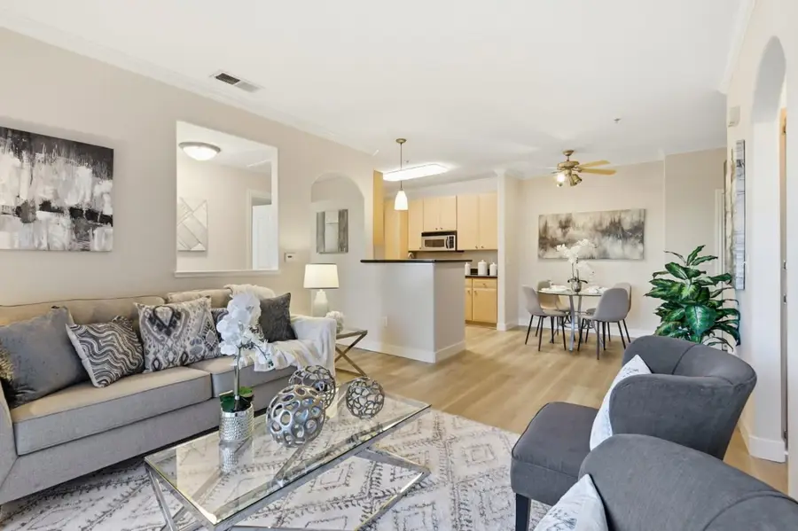 801 S Winchester Boulevard #4116, San Jose, CA 95128 - Image #2