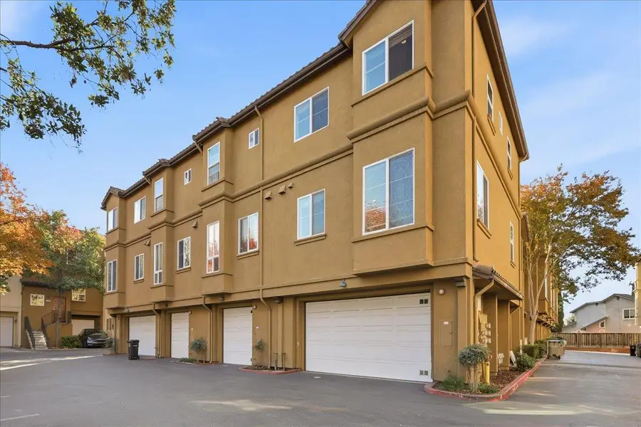 201 San Antonio Place, San Jose, CA 95116 - Image #2