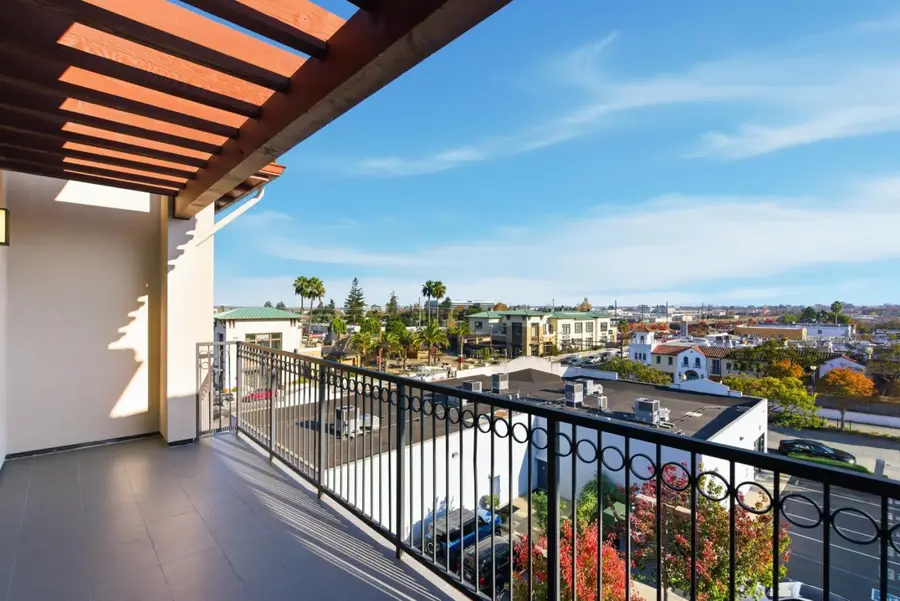 560 El Camino Real #406, San Carlos, CA 94070 - #2