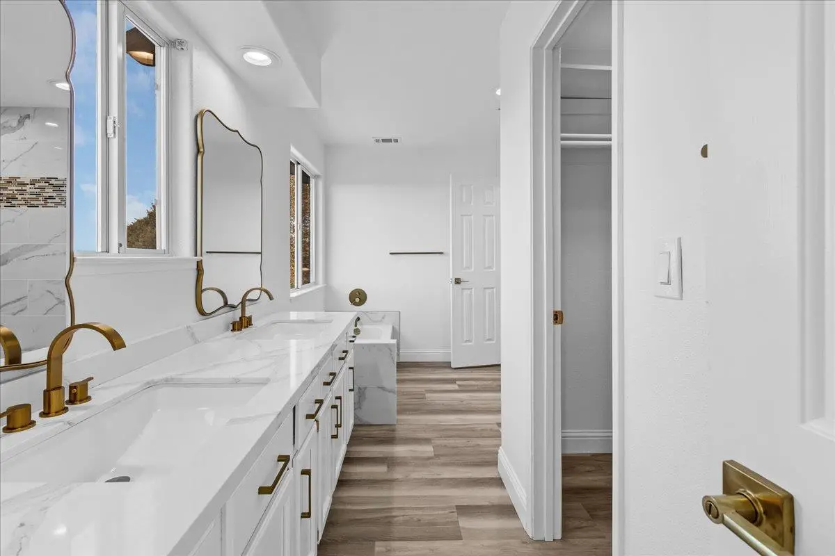 949 Nantucket Boulevard #11, Salinas, CA 93906 - Image #1