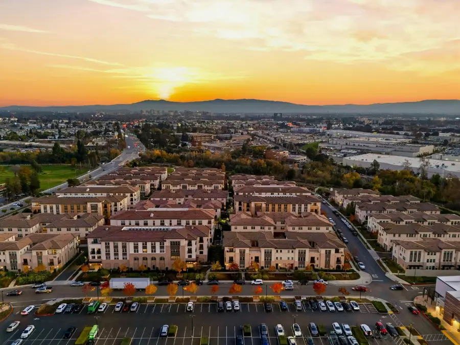 1057 Foxglove Place #202, San Jose, CA 95131 - Image #3