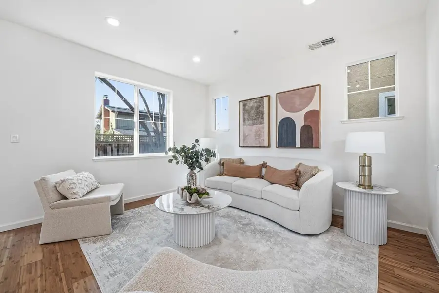 1421 Rosemary Street, Menlo Park, CA 94025 - Image #3