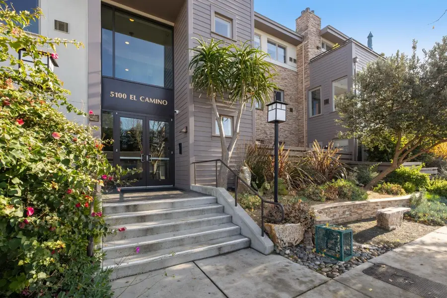 5100 El Camino Real #209, Los Altos, CA 94022 - #3