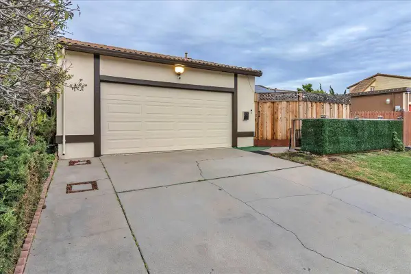 1680 Seville Street, Salinas, CA 93906