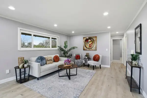 597 Valley Forge Way #4, Campbell, CA 95008