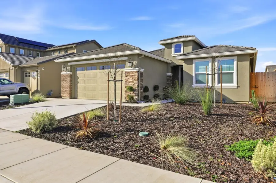 1216 Wildrose Drive, Hollister, CA 95023 - Image #3