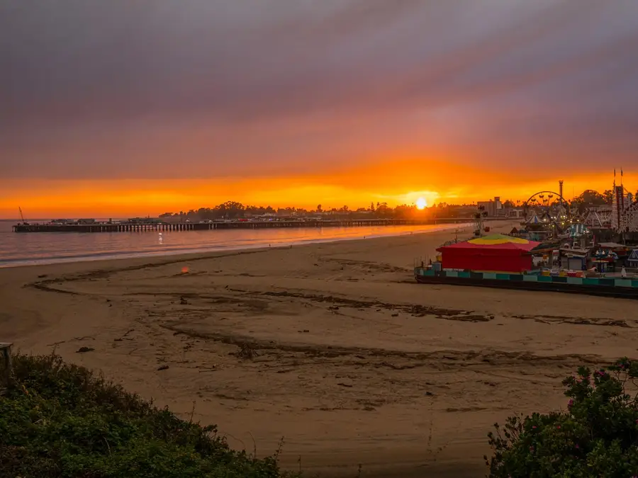 1130 E Cliff Drive, Santa Cruz, CA 95062 - Image #2