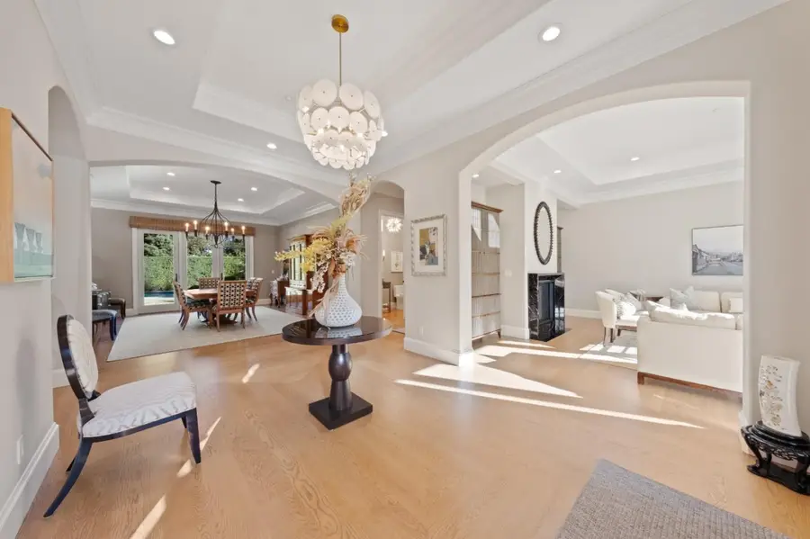 530 Barbara Way, Hillsborough, CA 94010 - Image #3