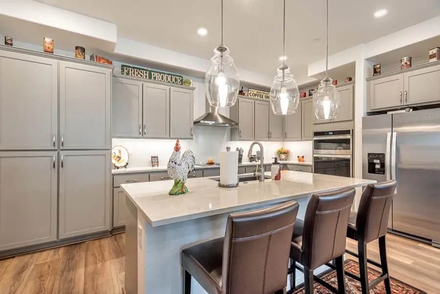 220 Waters Park Circle #201, San Mateo, CA 94403 - Image #3