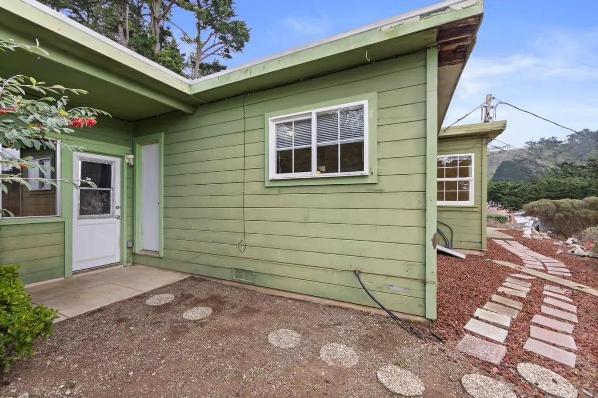 621 Carmel Avenue, Pacifica, CA 94044 - Image #1