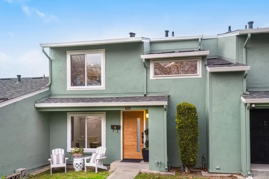 2044 Voss Park Lane, San Jose, CA 95131 - Image #2