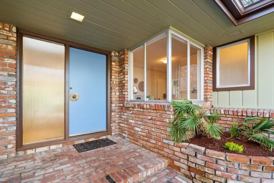 131 Spring Street, Santa Cruz, CA 95060 - Image #3