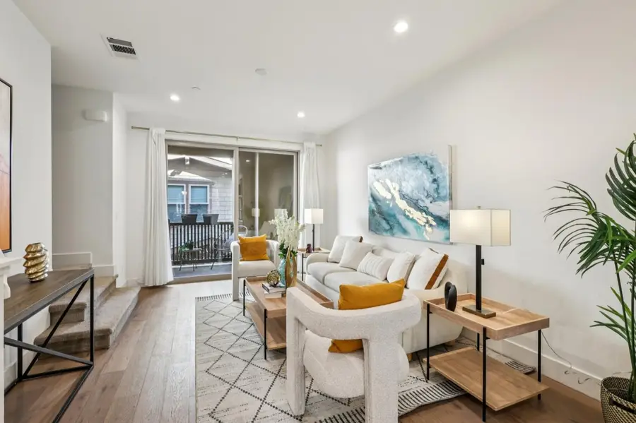 311 Marquetta Circle, Mountain View, CA 94043 - Image #3