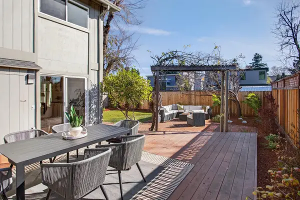 83 Devonshire Avenue #7, Mountain View, CA 94043