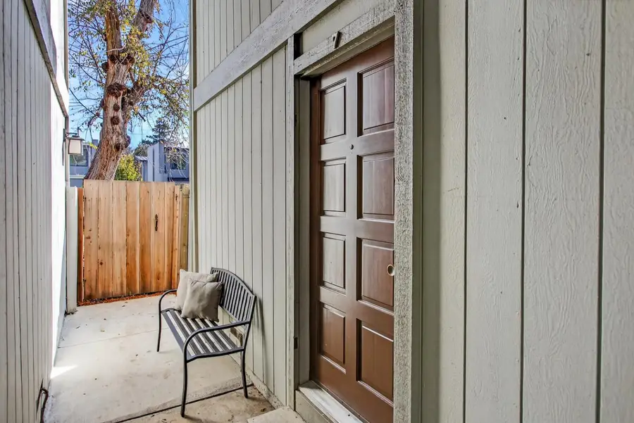 83 Devonshire Avenue #7, Mountain View, CA 94043 - Image #2