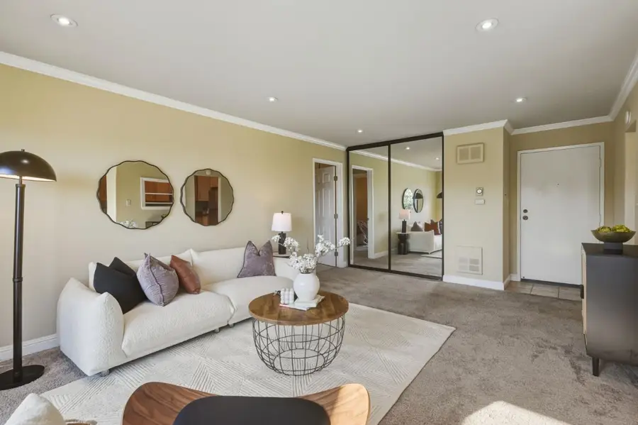 800 N Delaware Street #303, San Mateo, CA 94401 - Image #2