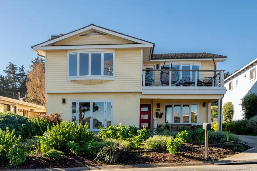 835 Seapalm Avenue, Pacific Grove, CA 93950 - Image #3