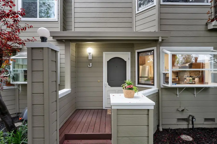 2071 Plymouth Street #J, Mountain View, CA 94043 - #2