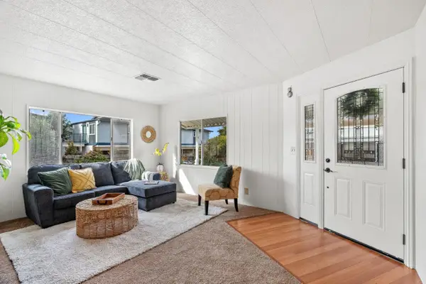 3128 Crescent Avenue #75, Marina, CA 93933