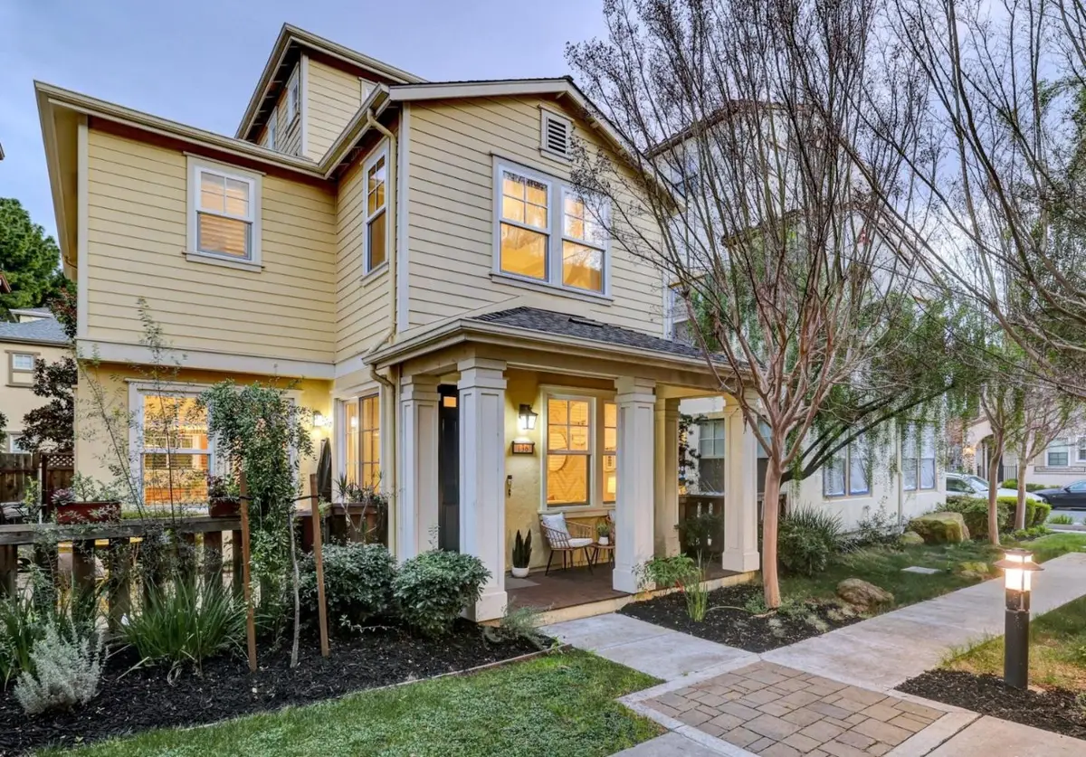 136 Avellino Way, Mountain View, CA 94043 - #1
