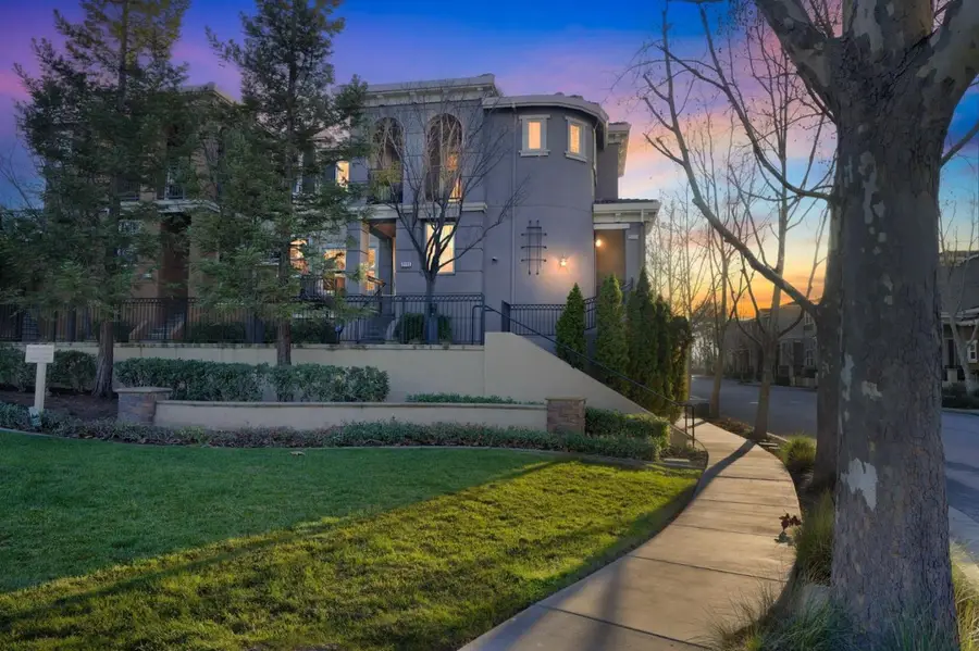 2105 Lindsey Court, San Jose, CA 95125 - Image #2