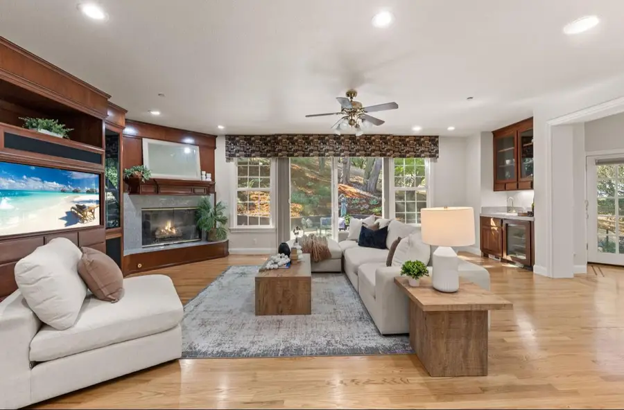 1925 Mantelli Drive, Gilroy, CA 95020 - Image #2