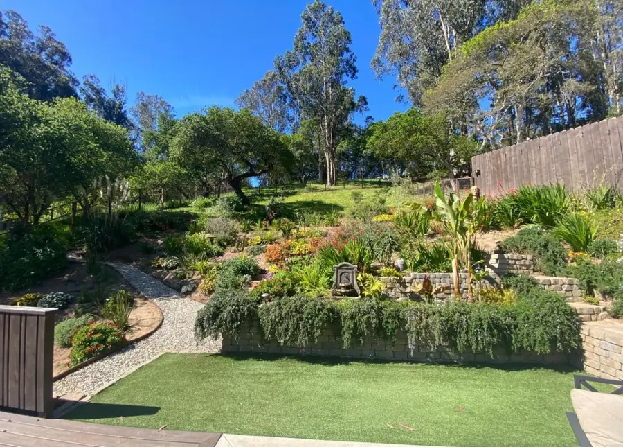 6870 Lakeview Drive, Salinas, CA 93907 - #2