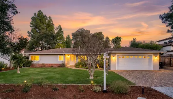 1065 Ray Avenue, Los Altos, CA 94022