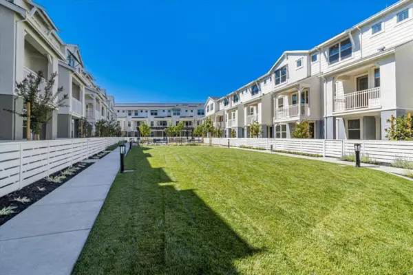 132 Oak Circle, Walnut Creek, CA 94597