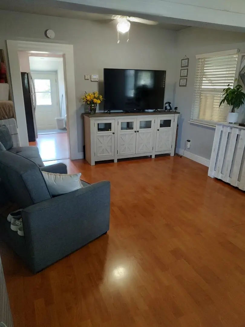 827 Central Avenue, Hollister, CA 95023 - #2