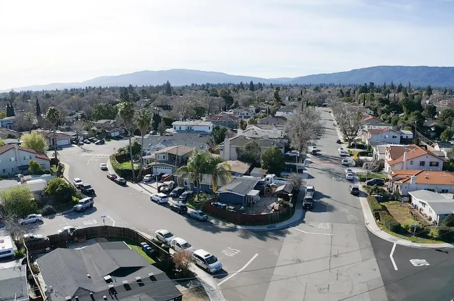 18940 Loree Avenue, Cupertino, CA 95014 - #2