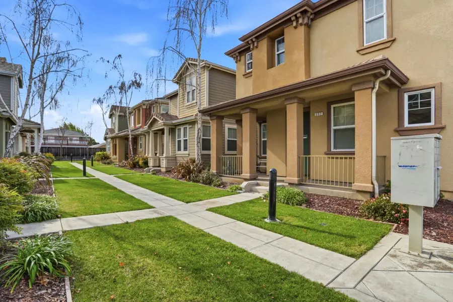 257 Rayos Del Sol Drive, San Jose, CA 95116 - #3