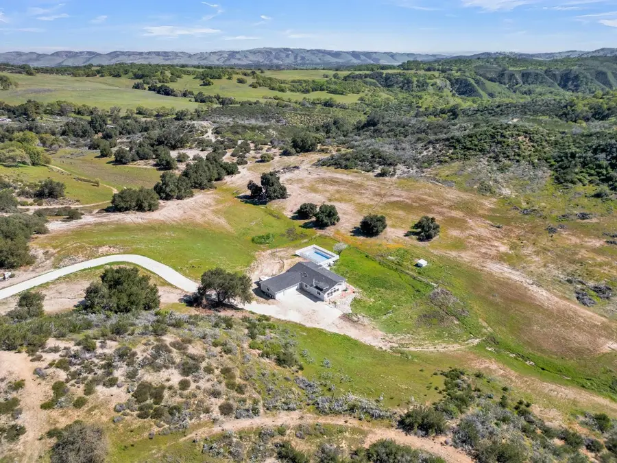 53330 Smith Road, Bradley, CA 93426 - #3