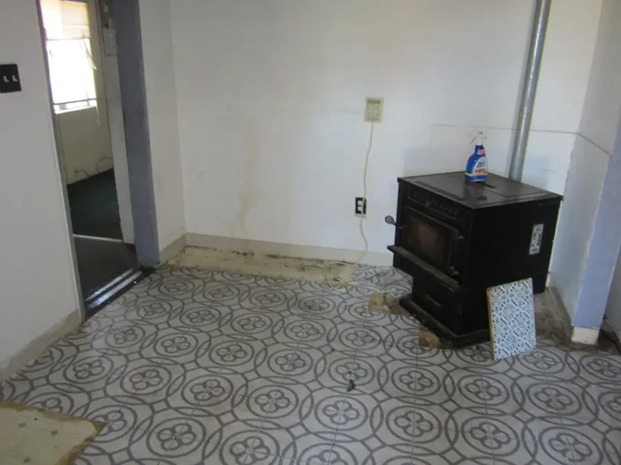 1647 N Gilchrist Avenue, Stockton, CA 95205 - #2