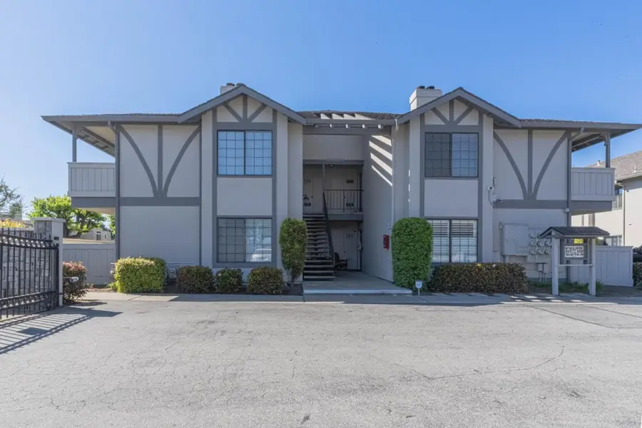 1052 Padre Drive #3, Salinas, CA 93901 - #2